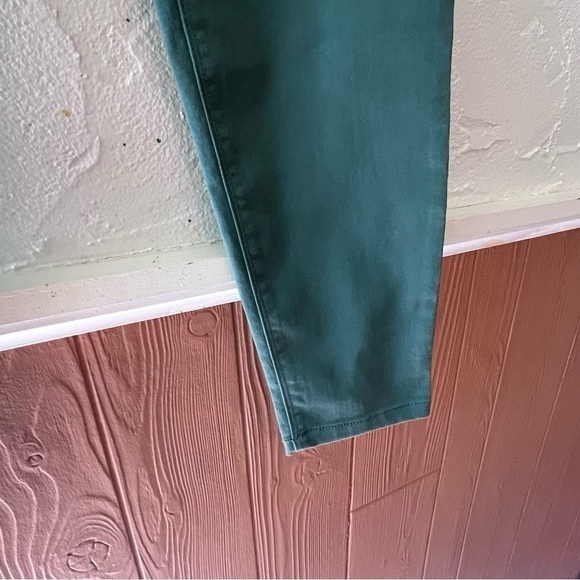 Northern Reflections Pull On Teal Pants Size 4 NWT - Picture 3 of 10